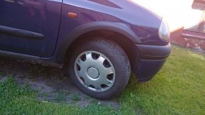 Plastové lemy blatníků pro Renault Clio II (1998-2001), před faceliftem, 3-dveřová verze
