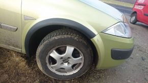 Plastové lemy blatníků pro Renault Megane II hatchback (2002-2009), 3/5-dveřová verze