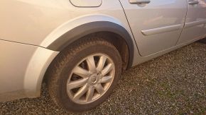 Plastové lemy blatníků pro Renault Megane II kombi (2002-2009), 5-dveřová verze