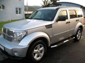 Boční nerezové rámy, Dodge Nitro