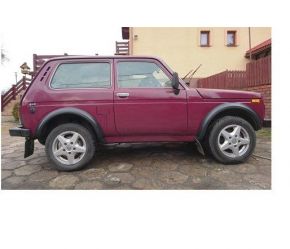 Plastové lemy pro LADA NIVA MODEL S LIŠTOU 1977-